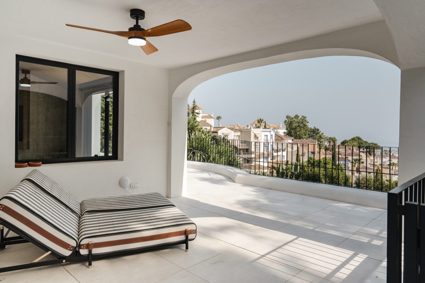 FOR SALE 🌟🏡 Villa Serene – Unique Design with Mountain Views 🇪🇸 El Madroñal, Benahavís 🇪🇸