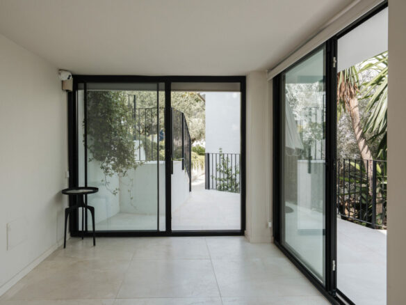 FOR SALE 🌟🏡 Villa Serene – Unique Design with Mountain Views 🇪🇸 El Madroñal, Benahavís 🇪🇸