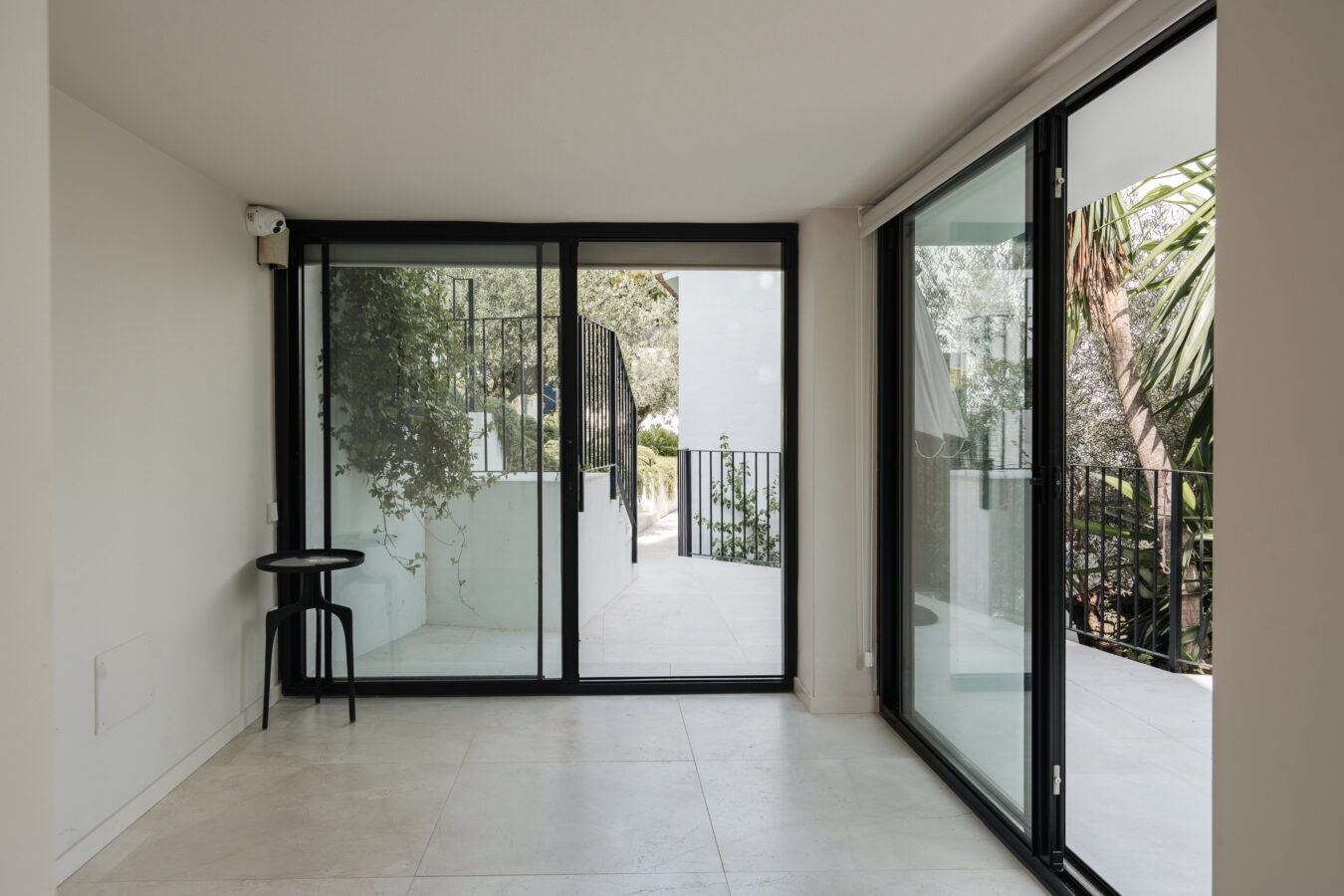 FOR SALE 🌟🏡 Villa Serene – Unique Design with Mountain Views 🇪🇸 El Madroñal, Benahavís 🇪🇸