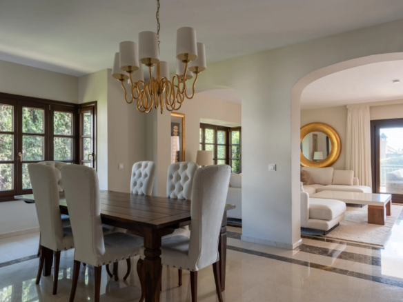 FOR SALE 🏡 Villa Ariza – El Rosario, Marbella East