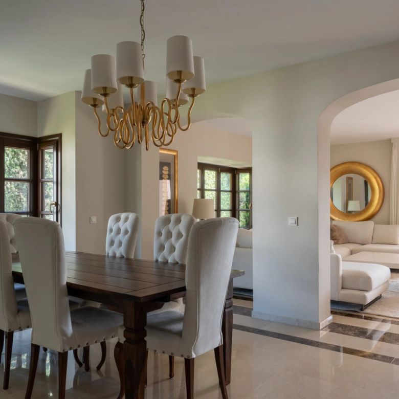 FOR SALE 🏡 Villa Ariza – El Rosario, Marbella East