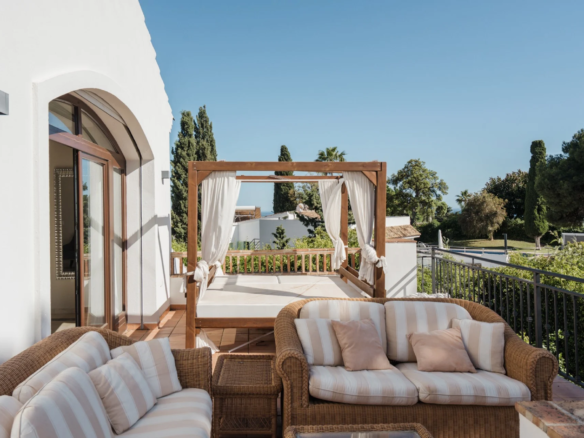 FOR SALE 🏡 Villa Ariza – El Rosario, Marbella East