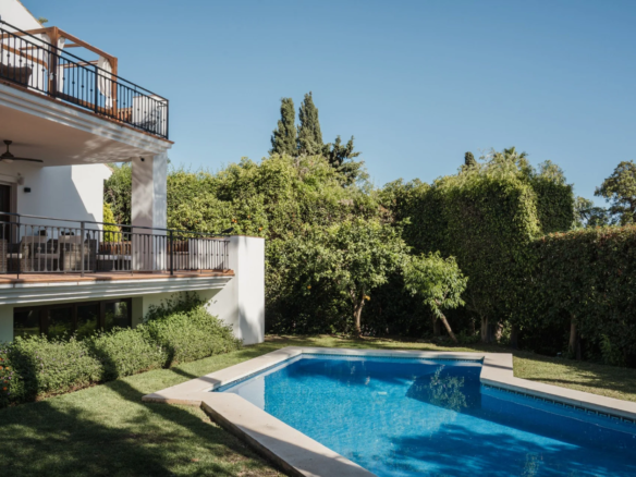 FOR SALE 🏡 Villa Ariza – El Rosario, Marbella East