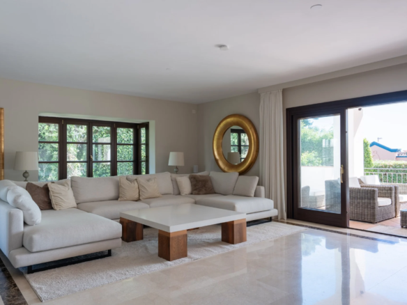 FOR SALE 🏡 Villa Ariza – El Rosario, Marbella East