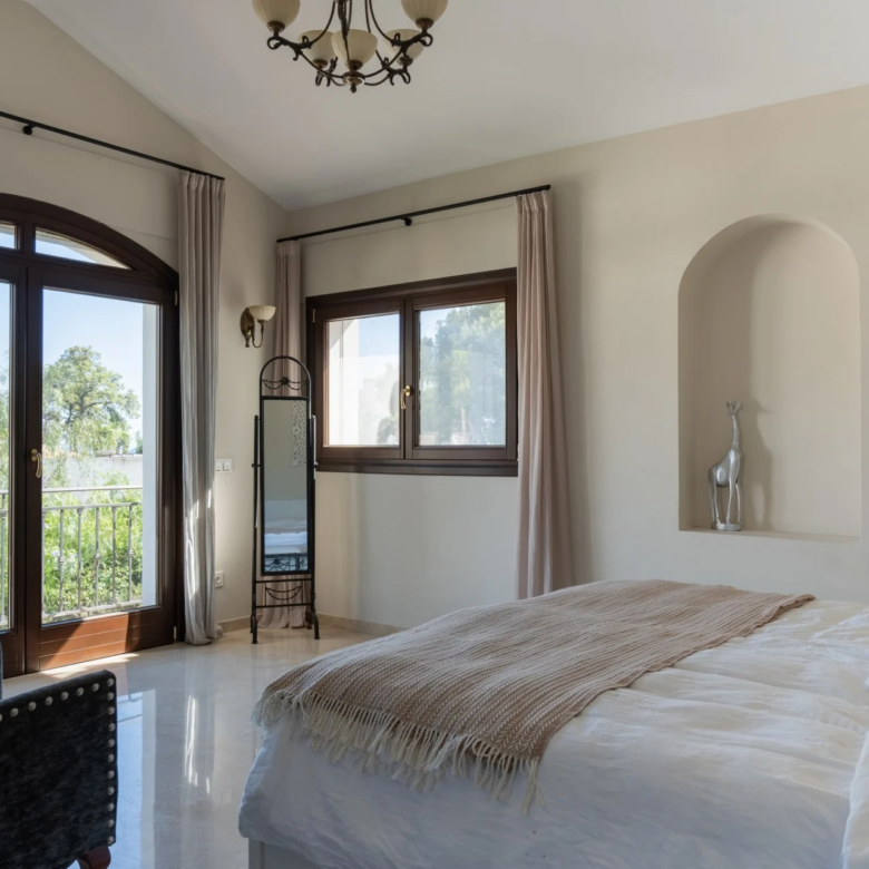 FOR SALE 🏡 Villa Ariza – El Rosario, Marbella East