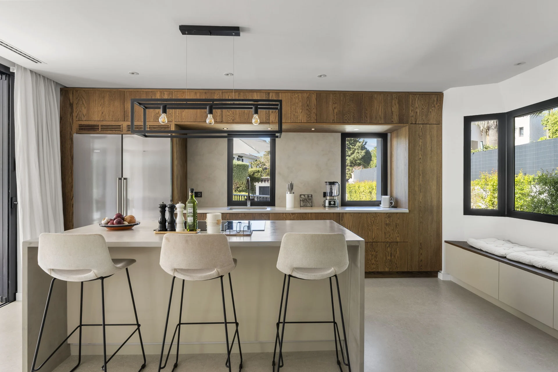 FOR SALE 🏡 Villa Cisne – Nueva Andalucía, Marbella