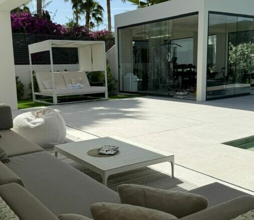 FOR SALE 🏡 Modern Five-Bedroom Villa with Sea Views and Heated Pool – Cortijo de Nagüeles, Sierra Blanca, Marbella 🇪🇸