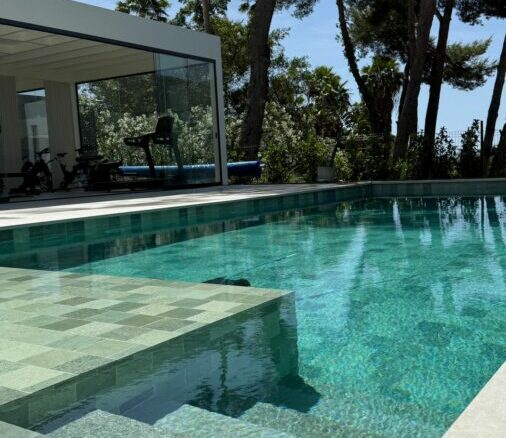FOR SALE 🏡 Modern Five-Bedroom Villa with Sea Views and Heated Pool – Cortijo de Nagüeles, Sierra Blanca, Marbella 🇪🇸