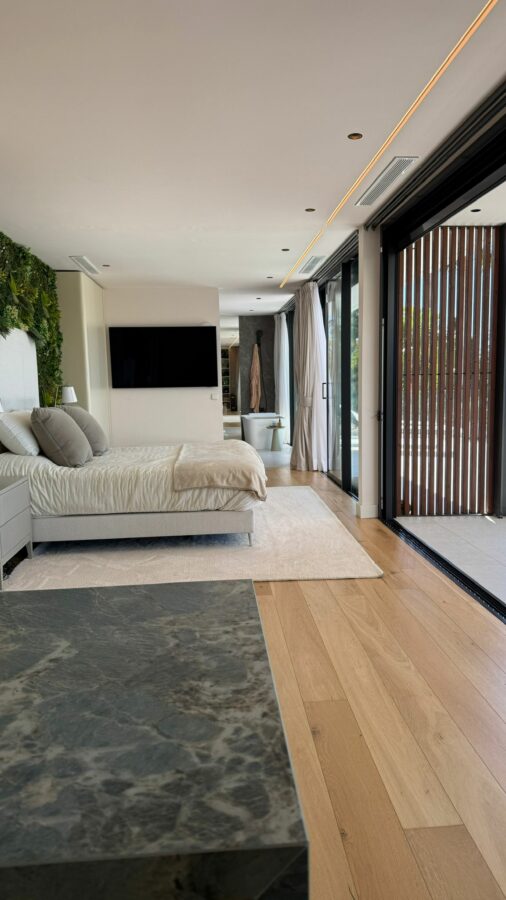 FOR SALE 🏡 Modern Five-Bedroom Villa with Sea Views and Heated Pool – Cortijo de Nagüeles, Sierra Blanca, Marbella 🇪🇸