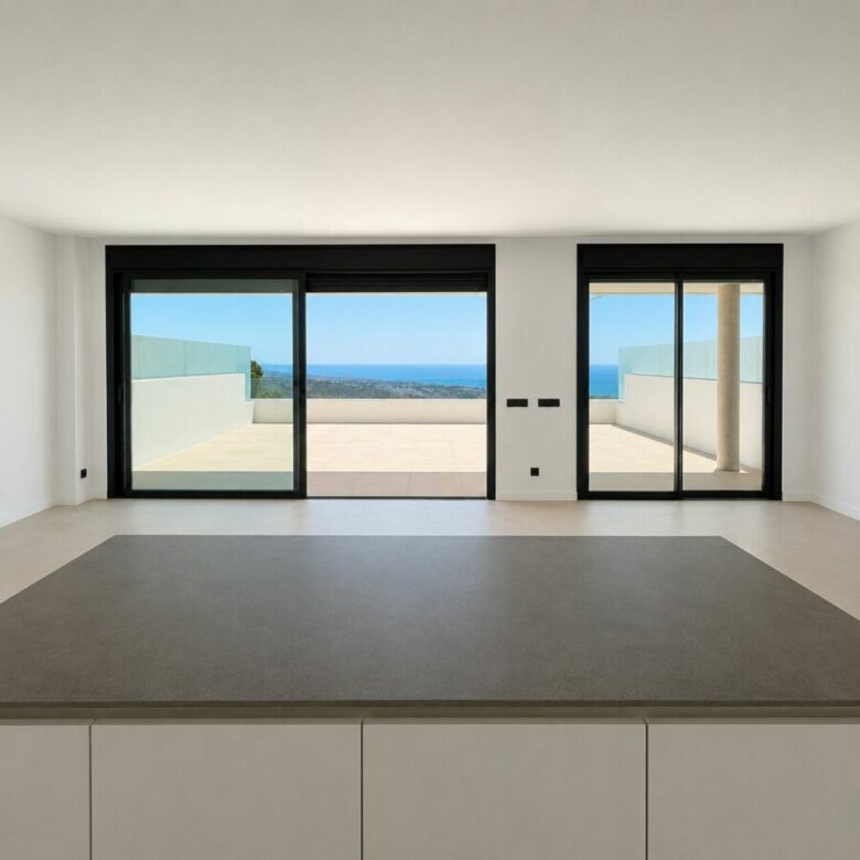 FOR SALE 🏡 Brand-New Three-Bedroom Apartment with Panoramic Sea Views – Altos de los Monteros, Marbella East 🇪🇸
