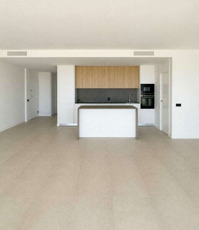 FOR SALE 🏡 Brand-New Three-Bedroom Apartment with Panoramic Sea Views – Altos de los Monteros, Marbella East 🇪🇸