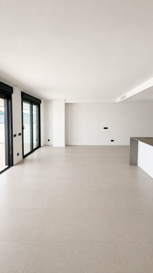 FOR SALE 🏡 Brand-New Three-Bedroom Apartment with Panoramic Sea Views – Altos de los Monteros, Marbella East 🇪🇸