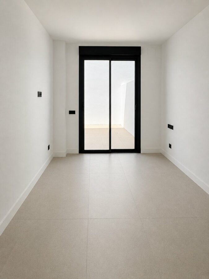 FOR SALE 🏡 Brand-New Three-Bedroom Apartment with Panoramic Sea Views – Altos de los Monteros, Marbella East 🇪🇸
