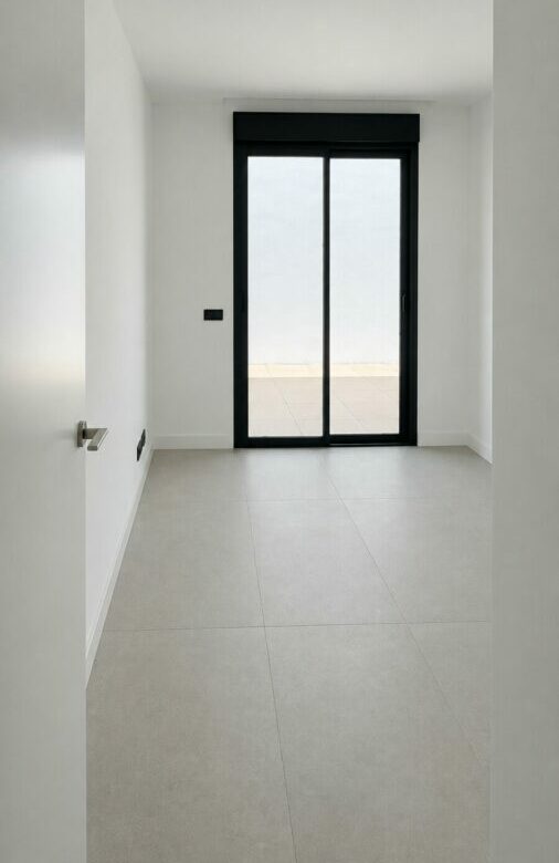 FOR SALE 🏡 Brand-New Three-Bedroom Apartment with Panoramic Sea Views – Altos de los Monteros, Marbella East 🇪🇸