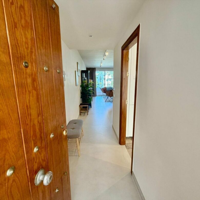 FOR SALE 🏡 Renovated Two-Bedroom Apartment with Private Beach Access – Costalita, Estepona 🇪🇸