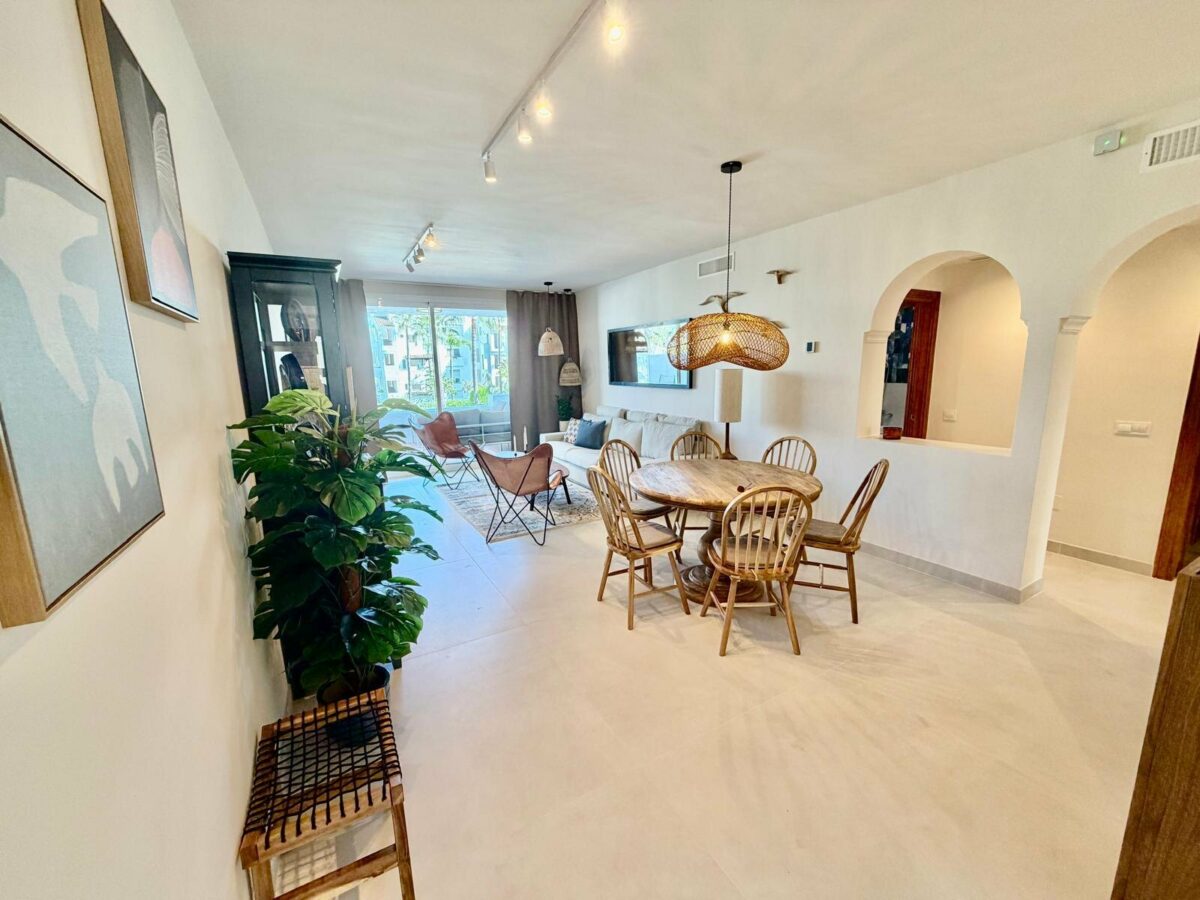 FOR SALE 🏡 Renovated Two-Bedroom Apartment with Private Beach Access – Costalita, Estepona 🇪🇸