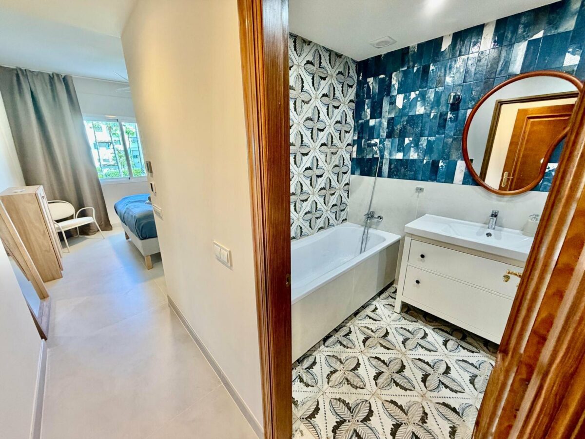 FOR SALE 🏡 Renovated Two-Bedroom Apartment with Private Beach Access – Costalita, Estepona 🇪🇸