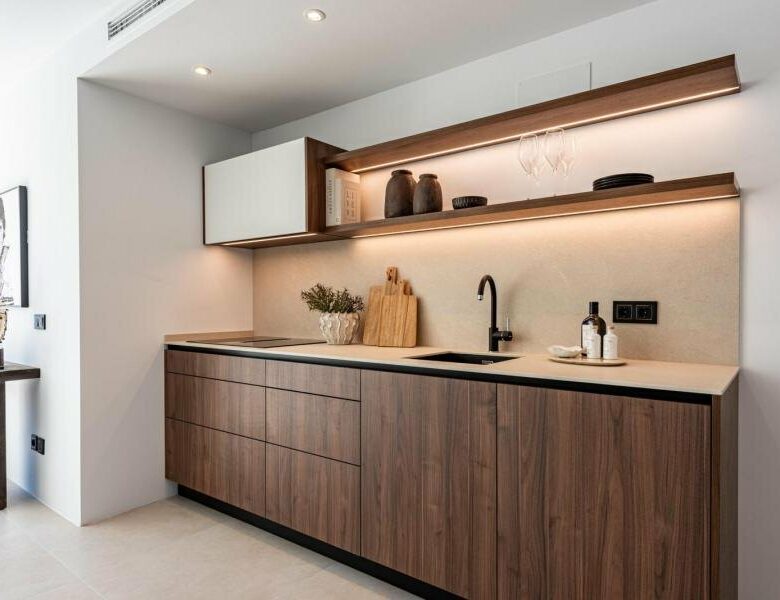 FOR SALE 🏡 Refurbished Three-Bedroom Apartment with Sea and Mountain Views – La Quinta, Benahavís 🇪🇸