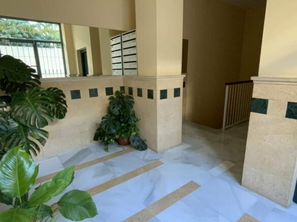 FOR SALE 🏡 Fully Renovated Two-Bedroom Apartment Steps from the Beach – Marbella Centro, Marbella 🇪🇸
