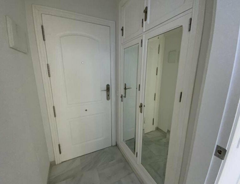 FOR SALE 🏡 Fully Renovated Two-Bedroom Apartment Steps from the Beach – Marbella Centro, Marbella 🇪🇸