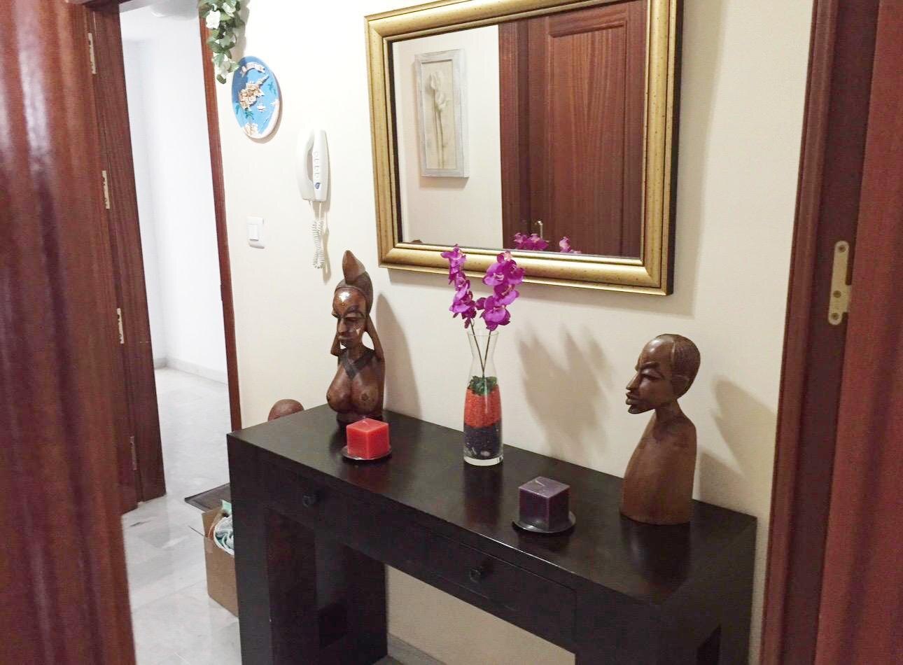 FOR SALE 🏡 Two-Bedroom Apartment to Renovate with Parking and Storage – Marbella Centro, Marbella 🇪🇸