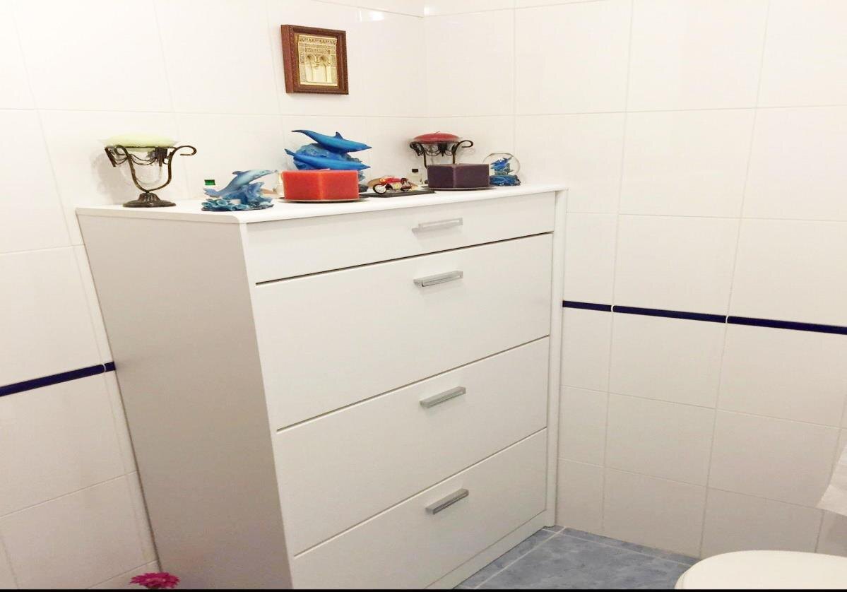 FOR SALE 🏡 Two-Bedroom Apartment to Renovate with Parking and Storage – Marbella Centro, Marbella 🇪🇸
