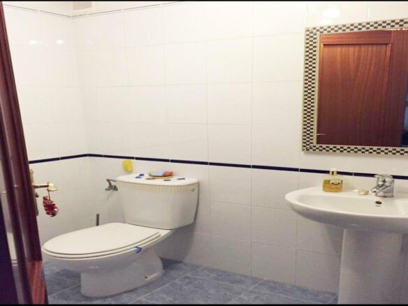 FOR SALE 🏡 Two-Bedroom Apartment to Renovate with Parking and Storage – Marbella Centro, Marbella 🇪🇸