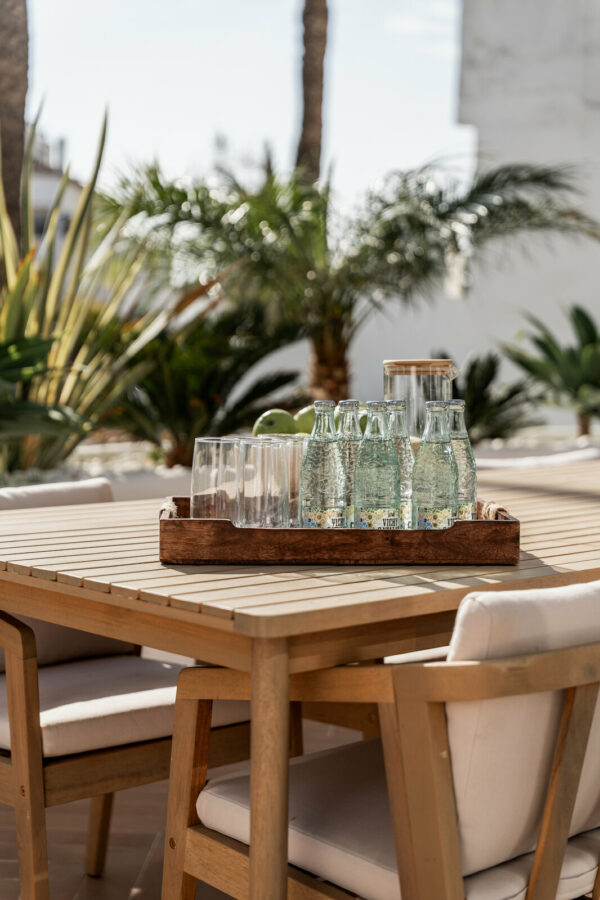 FOR SALE 🏡 Fully Renovated Three-Bedroom Apartment with Outdoor Kitchen Terrace – Nueva Andalucía, Marbella 🇪🇸