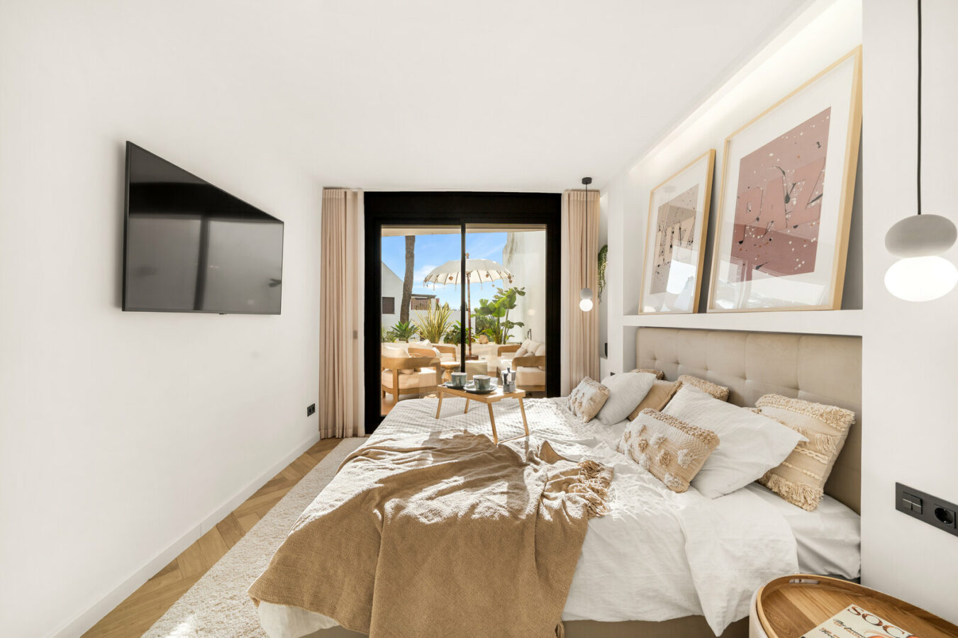 FOR SALE 🏡 Fully Renovated Three-Bedroom Apartment with Outdoor Kitchen Terrace – Nueva Andalucía, Marbella 🇪🇸