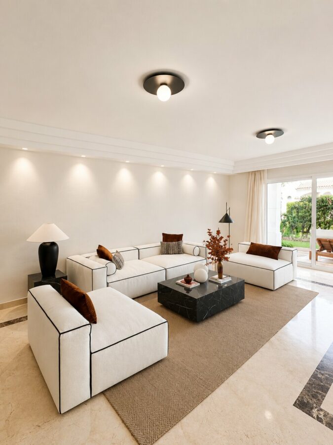 FOR SALE 🏡 Single-Level Ground Floor Apartment with Private Terrace and Garden Access – Sierra Blanca, Marbella Golden Mile 🇪🇸