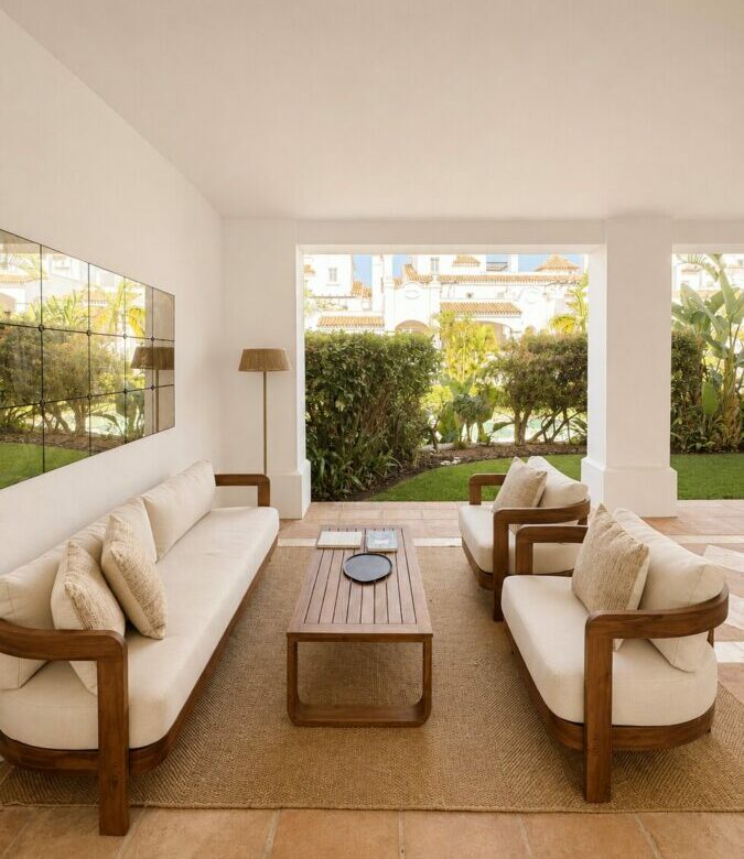FOR SALE 🏡 Single-Level Ground Floor Apartment with Private Terrace and Garden Access – Sierra Blanca, Marbella Golden Mile 🇪🇸