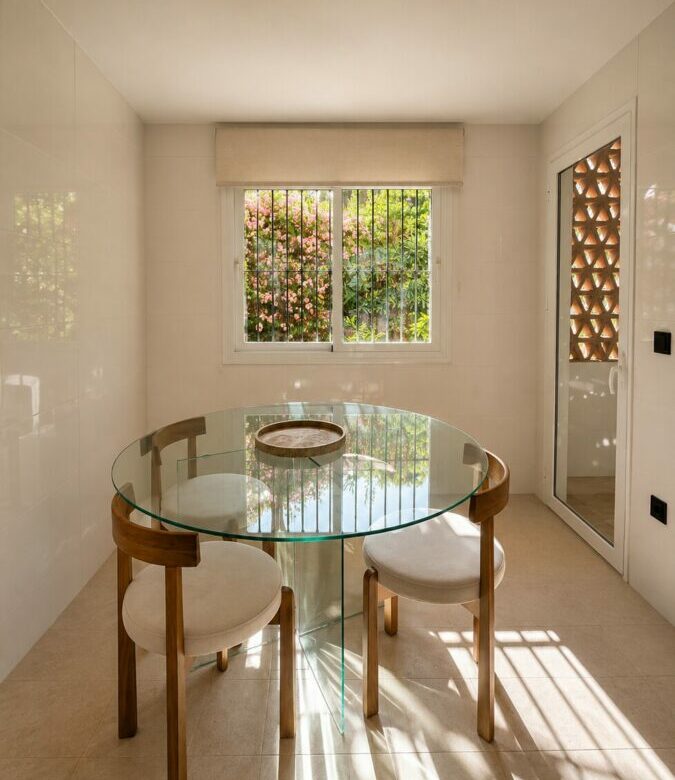 FOR SALE 🏡 Single-Level Ground Floor Apartment with Private Terrace and Garden Access – Sierra Blanca, Marbella Golden Mile 🇪🇸