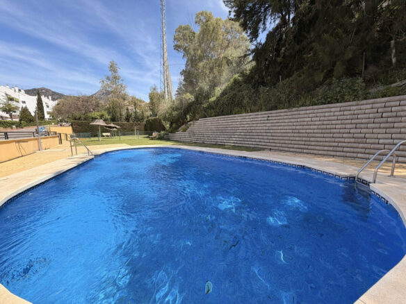 FOR SALE 🏡 Furnished Two-Bedroom Apartment on the Golf with South Terrace and Garage – Torrequebrada, Benalmádena 🇪🇸
