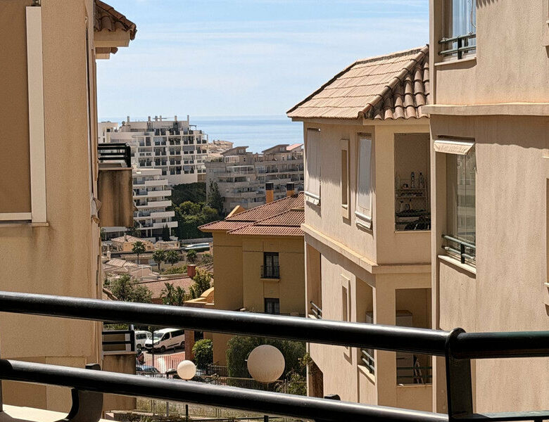 FOR SALE 🏡 Furnished Two-Bedroom Apartment on the Golf with South Terrace and Garage – Torrequebrada, Benalmádena 🇪🇸