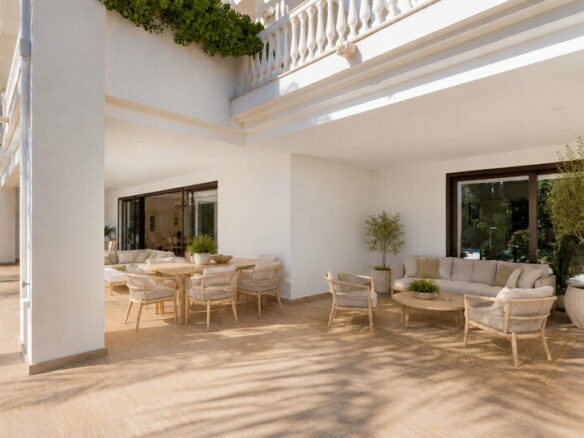 FOR SALE 🏡 Seven-Suite Beachside Villa with Lift and Smart Home on a 2,042 m² Plot – Guadalmina Baja, San Pedro 🇪🇸