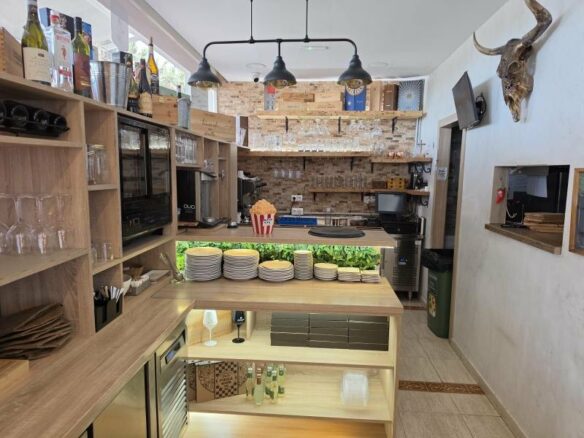 FOR SALE 🏡 Beachfront Restaurant Premises with Valid Licence, Fully Equipped – Marbella Centro, Marbella 🇪🇸