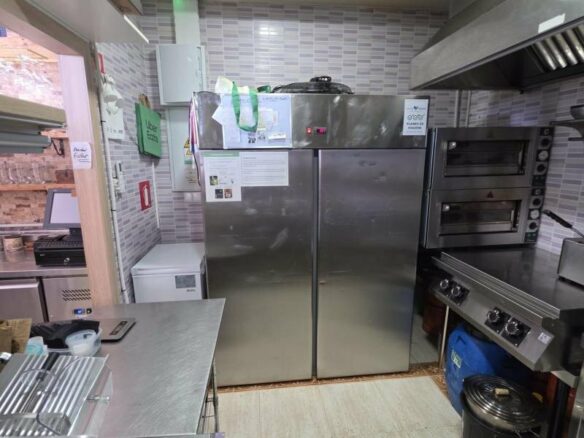 FOR SALE 🏡 Beachfront Restaurant Premises with Valid Licence, Fully Equipped – Marbella Centro, Marbella 🇪🇸
