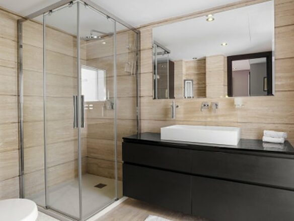 FOR SALE 🏡 Contemporary Villa with Gym, Sauna and Cinema, Walking Distance to Puerto Banús – Nueva Andalucía, Marbella 🇪🇸