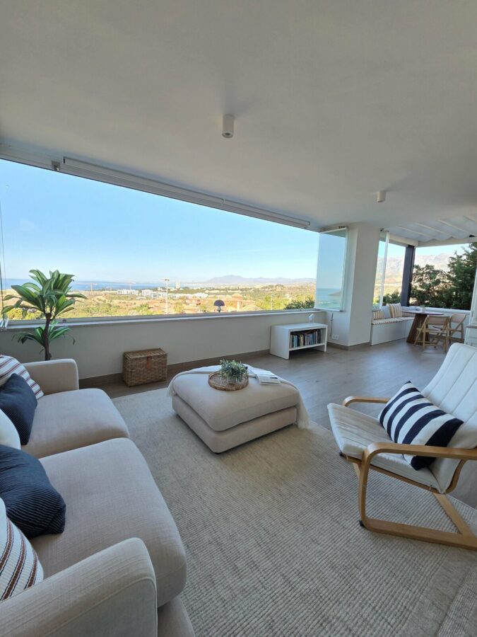 FOR SALE 🏡 Renovated Corner Townhouse with Panoramic Sea and Golf Views – Santa Clara, Marbella East 🇪🇸