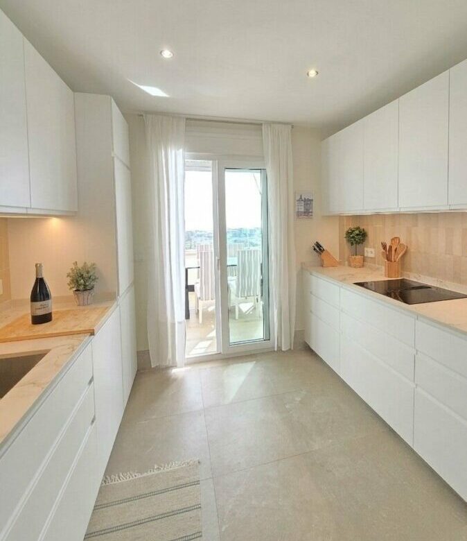 FOR SALE 🏡 Renovated Corner Townhouse with Panoramic Sea and Golf Views – Santa Clara, Marbella East 🇪🇸