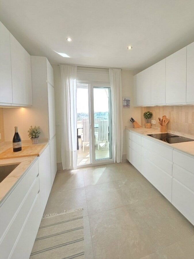 FOR SALE 🏡 Renovated Corner Townhouse with Panoramic Sea and Golf Views – Santa Clara, Marbella East 🇪🇸