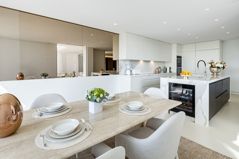 FOR SALE 🏡 Fully Renovated Four-Bedroom Duplex Penthouse Steps from the Beach – Golden Mile, Marbella 🇪🇸