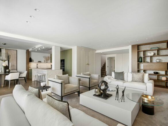 FOR SALE 🏡 Frontline Beach Duplex Penthouse with Rooftop Terrace and Sea Views – Golden Mile, Marbella 🇪🇸