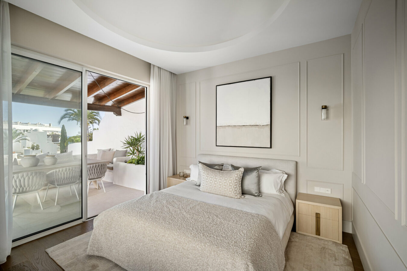 FOR SALE 🏡 Frontline Beach Duplex Penthouse with Rooftop Terrace and Sea Views – Golden Mile, Marbella 🇪🇸