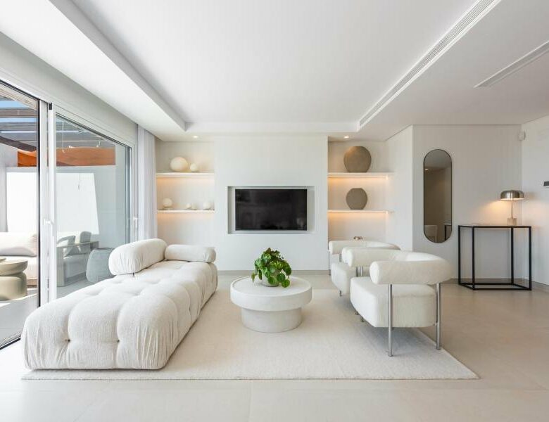 FOR SALE 🏡 Two-Level Duplex Penthouse with Private Plunge Pool and Panoramic Views – La Quinta, Benahavís 🇪🇸