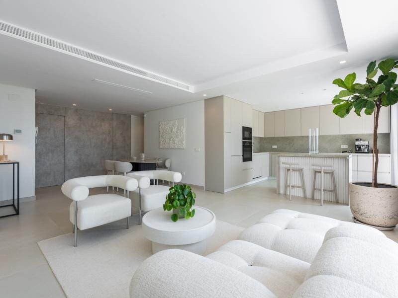 FOR SALE 🏡 Two-Level Duplex Penthouse with Private Plunge Pool and Panoramic Views – La Quinta, Benahavís 🇪🇸