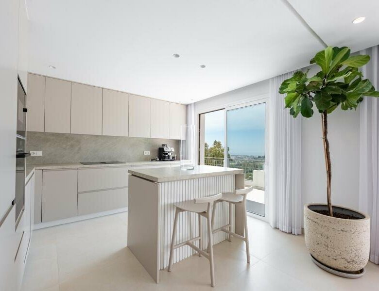 FOR SALE 🏡 Two-Level Duplex Penthouse with Private Plunge Pool and Panoramic Views – La Quinta, Benahavís 🇪🇸