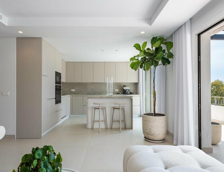 FOR SALE 🏡 Two-Level Duplex Penthouse with Private Plunge Pool and Panoramic Views – La Quinta, Benahavís 🇪🇸