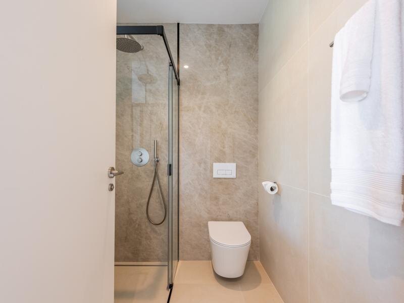 FOR SALE 🏡 Two-Level Duplex Penthouse with Private Plunge Pool and Panoramic Views – La Quinta, Benahavís 🇪🇸