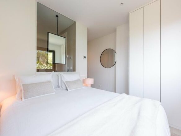 FOR SALE 🏡 Two-Level Duplex Penthouse with Private Plunge Pool and Panoramic Views – La Quinta, Benahavís 🇪🇸